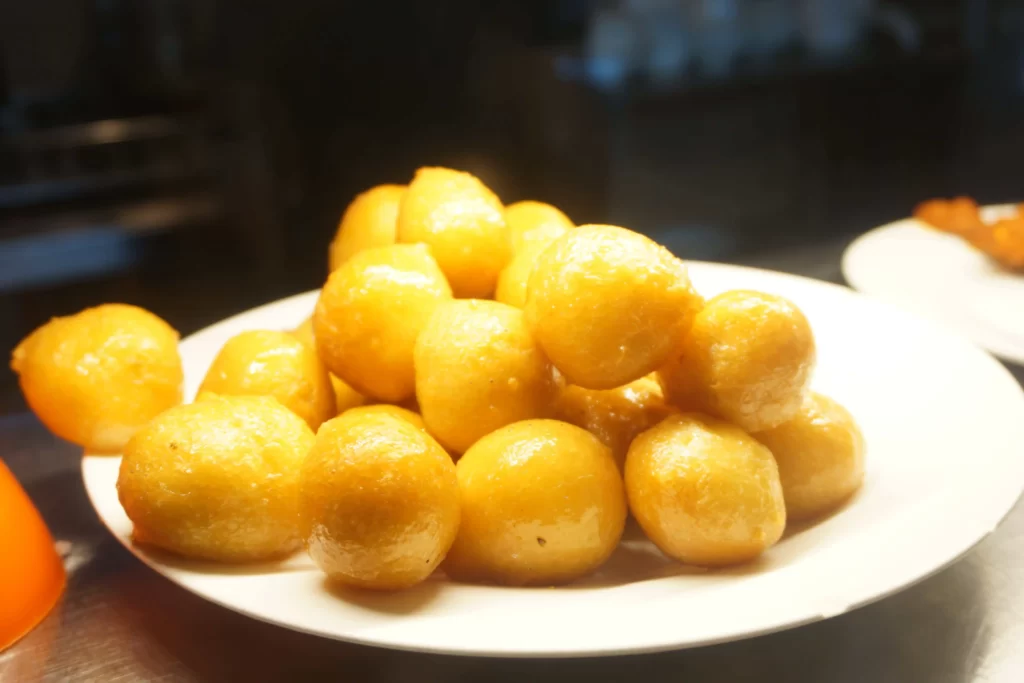 Kaimati sweet dough balls