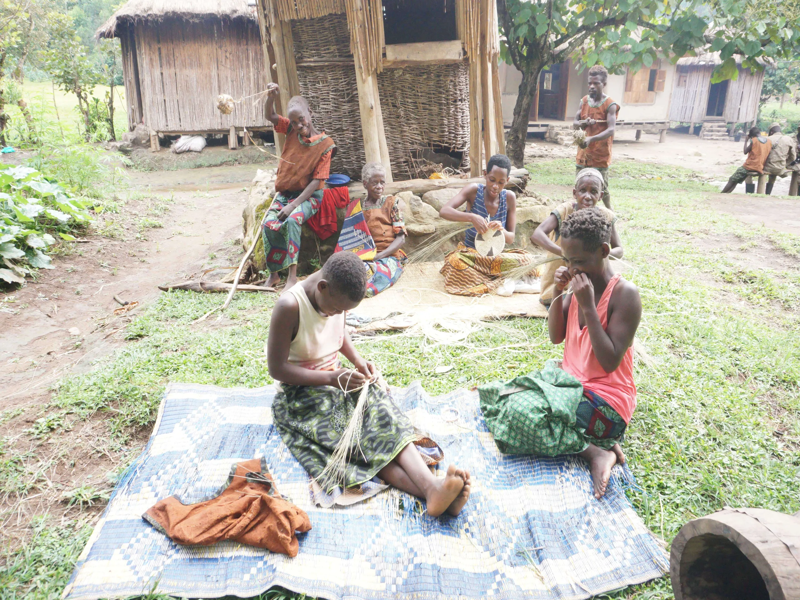 Batwa tribe tour in Bwindi